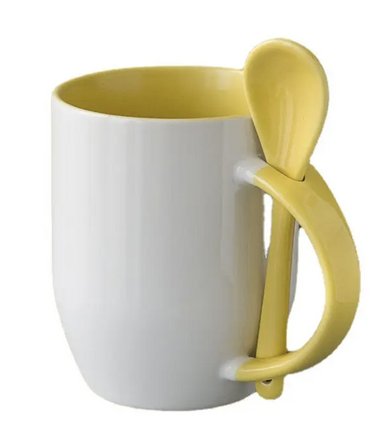 Tazón sublimable de 12oz con cuchara interior y asa de color amarillo. Perfecto para personalización y regalos únicos. Ideal para sublimación y estampado de alta calidad. (copia) (copia)