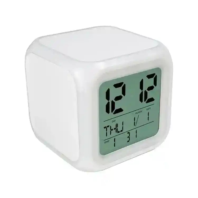 Reloj digital tipo cubo con 3 caras sublimables metálicas